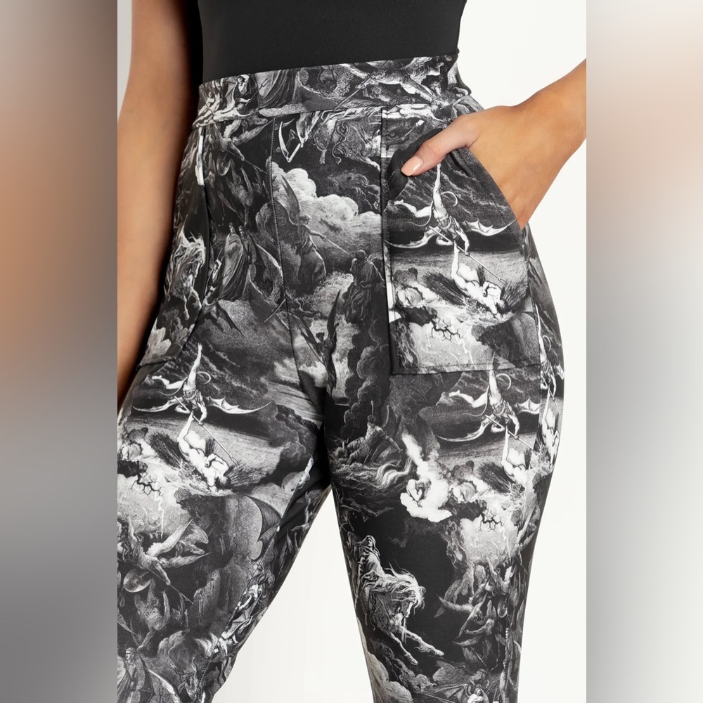 Dore’s Angels Cuffed Pants